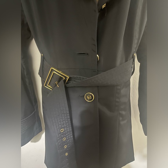 Kenneth Cole spring jacket with gold details - Picture 3 of 4